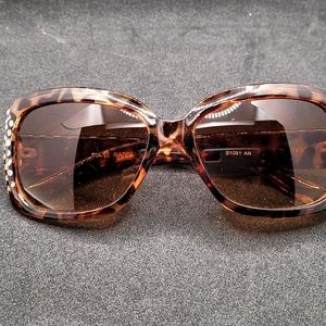 Steve Madden Sunglasses